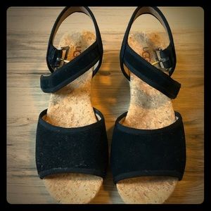 Ugg Maybell Black Wedge Sandal size 8.5